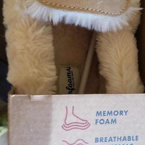 Womens Dearfoams Genuine Suede Moccasin Slippers - Picture 3 of 6